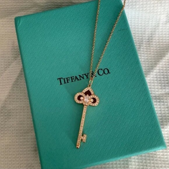 Tiffany & Co. Tiffany T Smile 18k Yellow Gold Mini Pendant Necklace - Picture 12 of 12